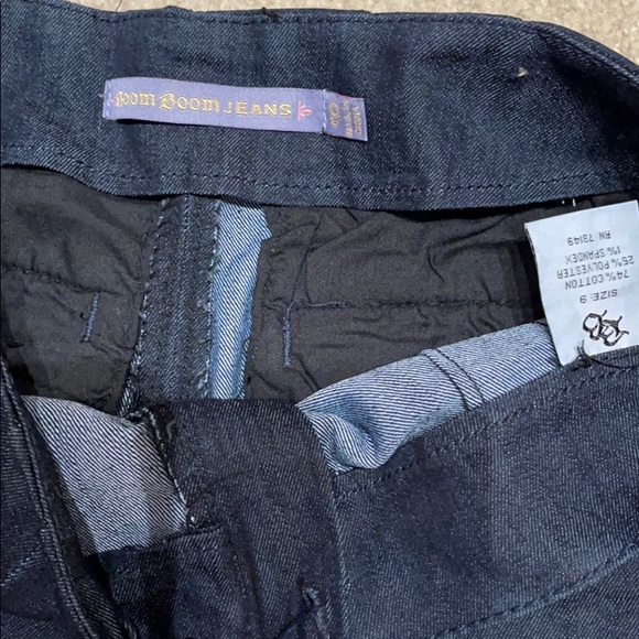 Shorts - Picture 3 of 4